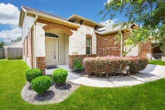 Building Photo - 2106 Harmon Crest Ct