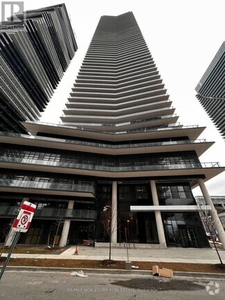 Building Photo - 38-738 Annie Craig Dr