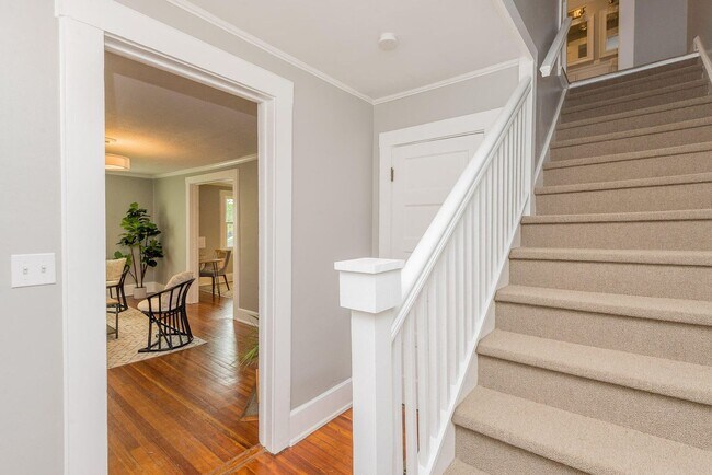 Foto del edificio - 3 Bedroom/1 Bath Townhouse - Kingsport, TN