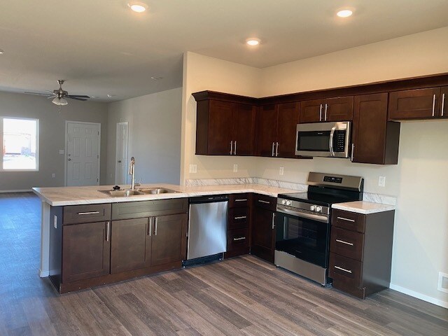 Foto del edificio - 2933 W Obsidian St