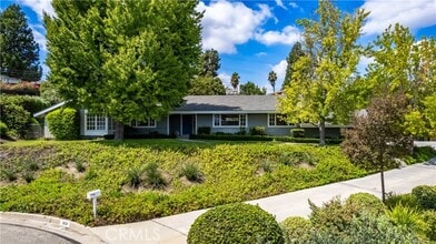 Building Photo - 3031 Anacapa Pl