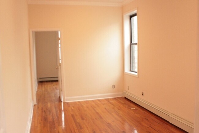 Building Photo - 173 Sherman Ave