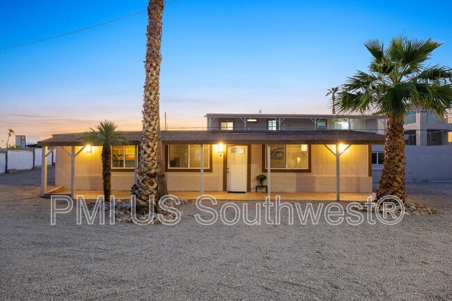 Building Photo - 437 Riverfront Dr