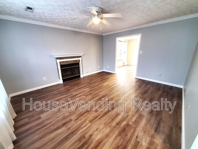 Foto del edificio - 9734 Hawkdale Ln