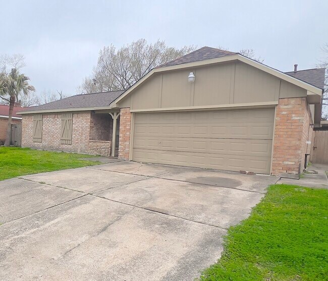 Foto del edificio - 430 Breeze Park Dr