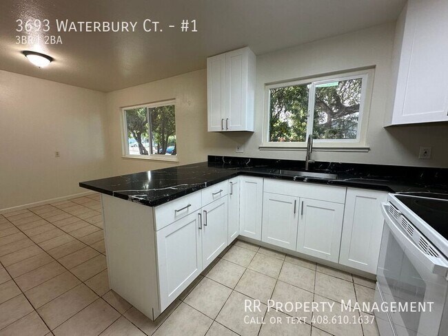 Foto del edificio - 3693 Waterbury Ct