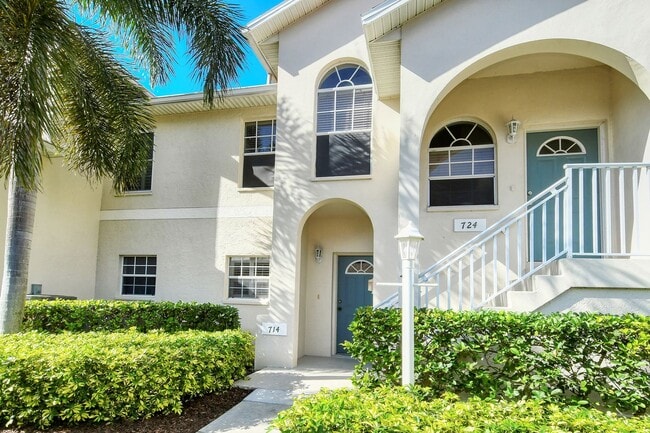 Foto del edificio - Spacious 3 bedroom, 2 bath condo with a lake view in Palmer Ranch