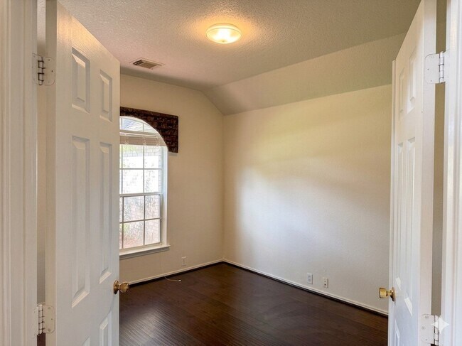 Foto del edificio - 19410 Colony Trail Ln