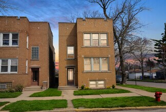 Building Photo - 5200 W Winona St