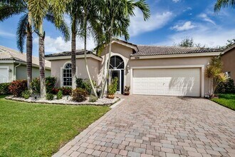 Building Photo - 3690 Old Lighthouse Cir