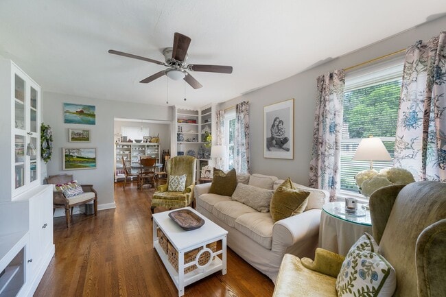 Foto del edificio - 3 Bedroom || 1.5 Bathroom Single Family Home