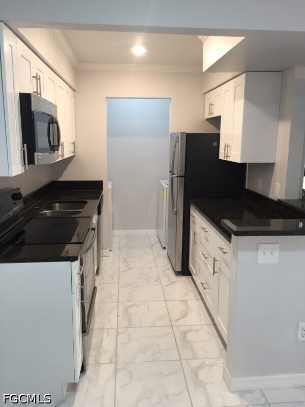 Foto del edificio - 2937 Winkler Ave