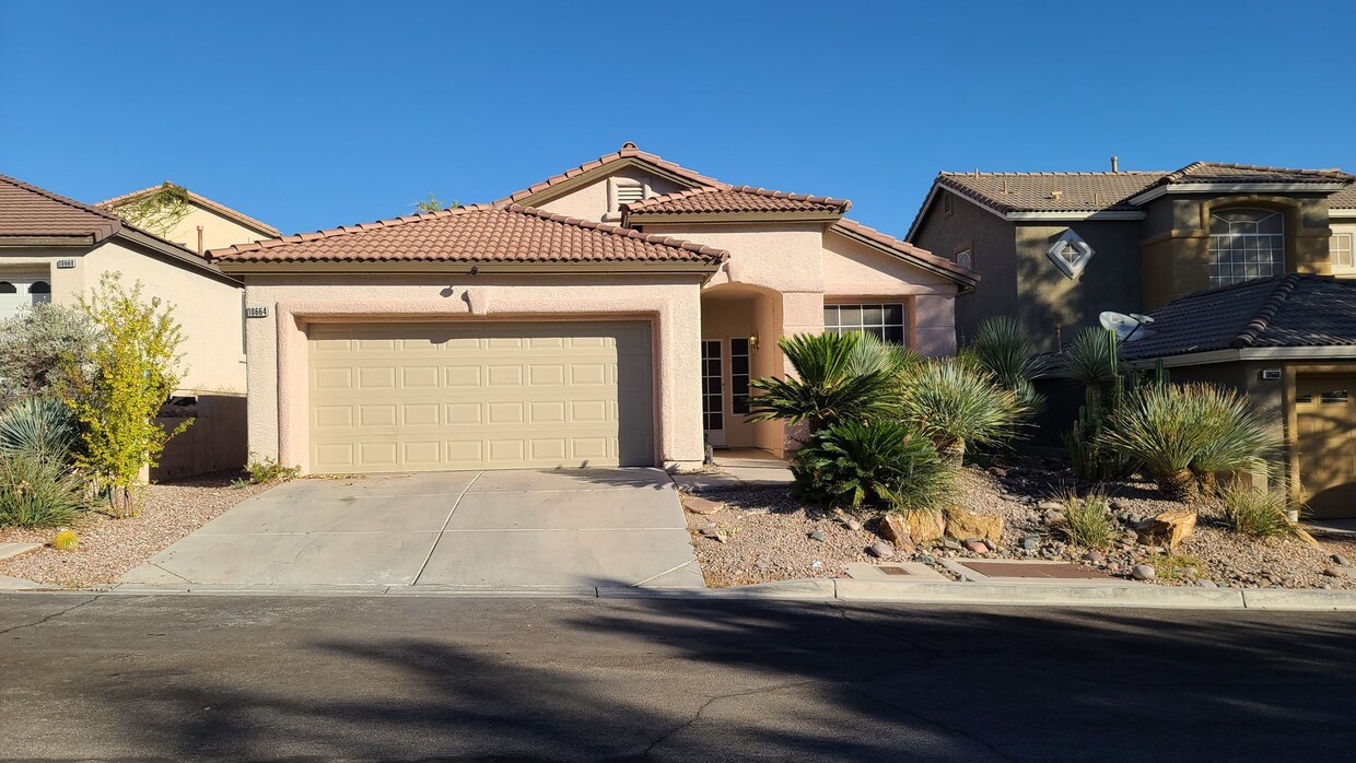 Primary Photo - 1 Story home located in Summerlin