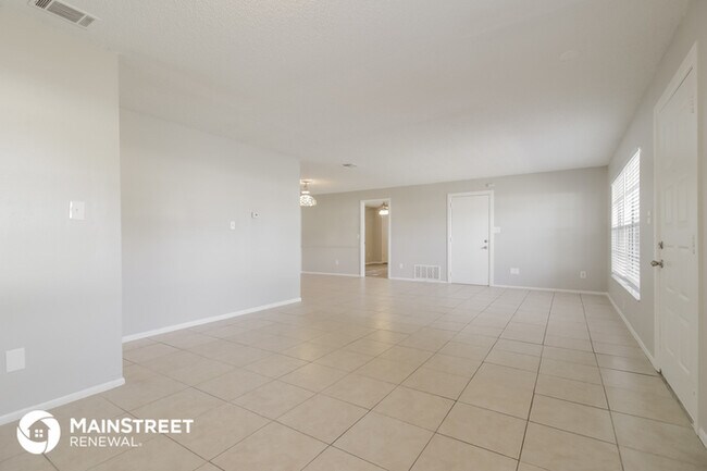 Building Photo - 218 Pine Winds Dr