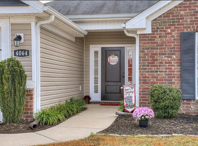 Building Photo - 4064 Pullman Cir