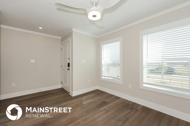 Foto del edificio - 2108 Belzise Terrace