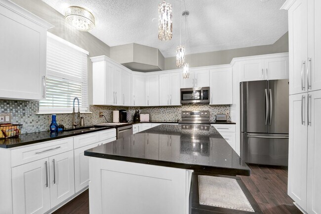 Building Photo - 11122 Robins Nest Ct