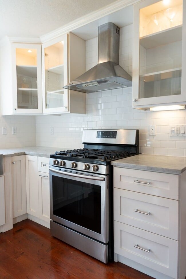 Building Photo - Wow! What a Great Home! Available Now!