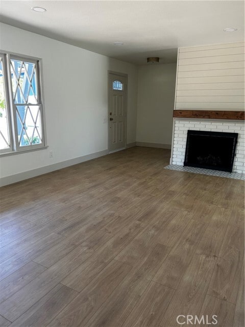 Foto del edificio - 717 Serpentine Dr