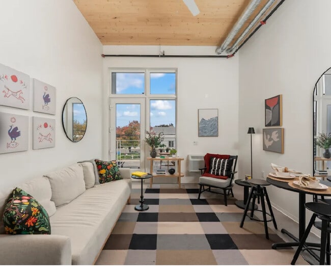 Building Photo - KIND South