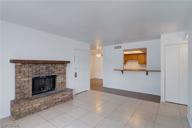 Building Photo - 2921 Country Manor Ln