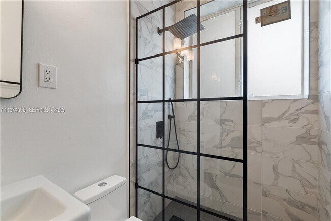 Foto del edificio - 2204 McKinley St