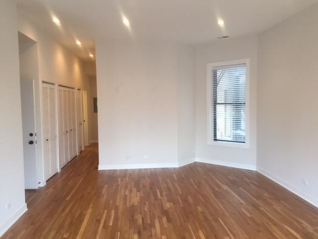 Foto del edificio - 607 W Oakdale Ave