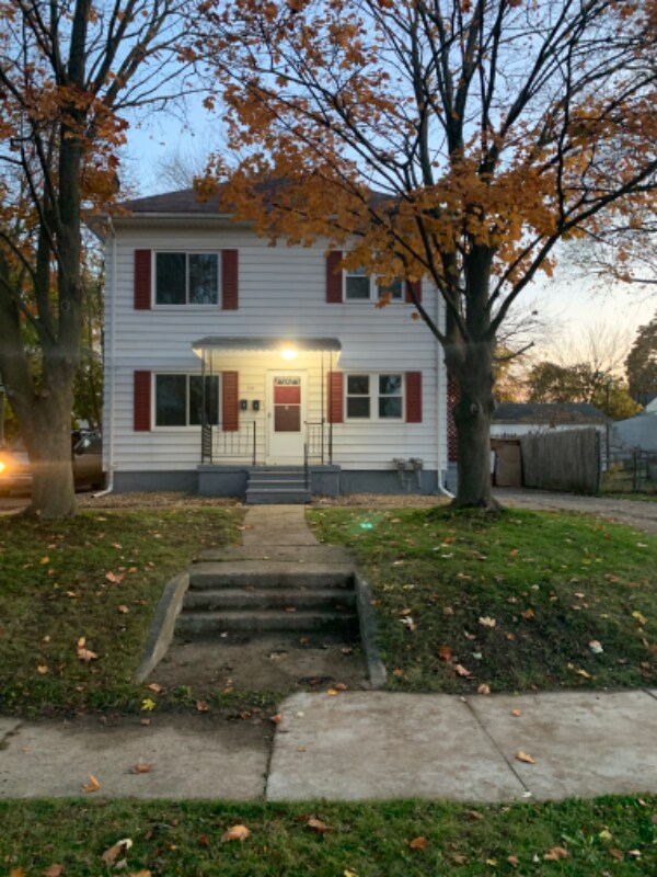 710 McKinley Ave Unit 2, Flint, MI 48507 Room for Rent in Flint, MI
