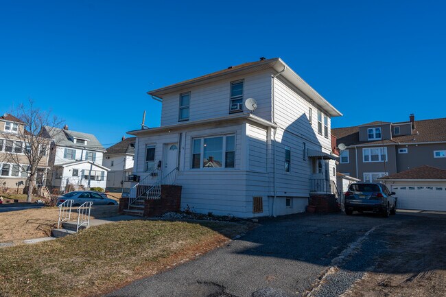 Building Photo - 96 Curie Ave