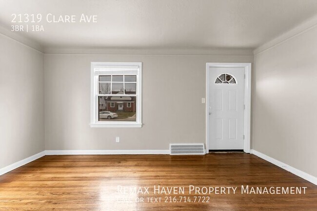 Building Photo - 21319 Clare Ave, Maple Heights - Recently ...