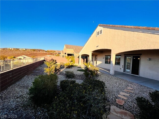 Building Photo - 2154 Montana Pine Dr
