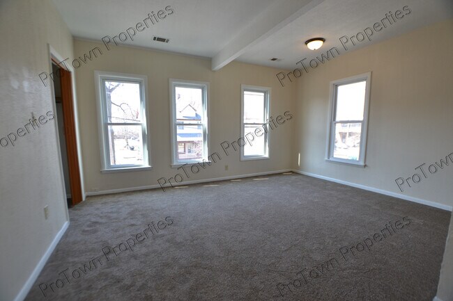 Foto del edificio - 342 Pine St