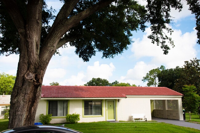 Building Photo - 10116 Fairtree Ln