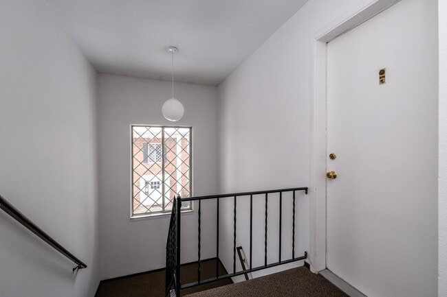 Foto del edificio - Elmwood Manor Apartments