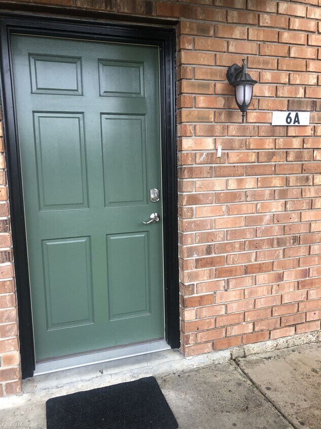 Primary Photo - 3 br, 2.5 bath Townhome - 6 Shepard Court A