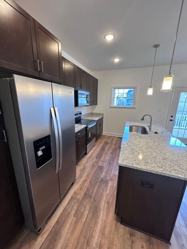 Foto del edificio - 1416 DERBY Dr