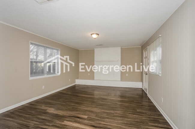 Foto del edificio - 3082 Robbiedon St