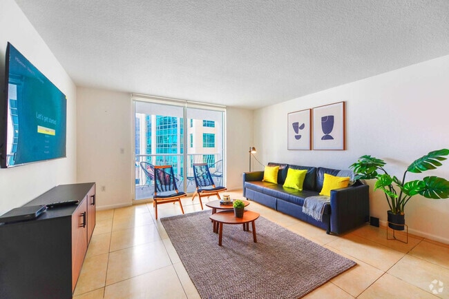 Building Photo - 1200 Brickell Bay Dr