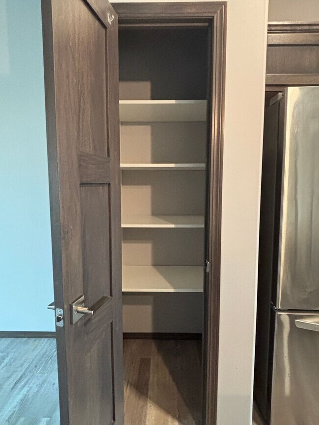 Foto del edificio - Spacious 3-Bedroom Home