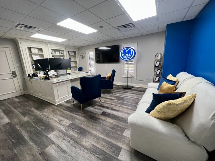 Foto principal - 2043 Coteau Rd