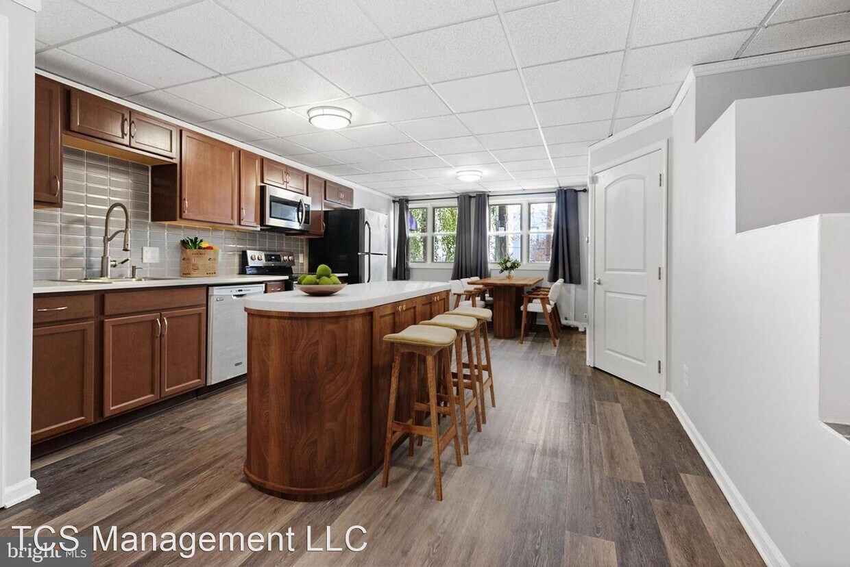 Primary Photo - 1 br, 1 bath House - 334 N Water St
