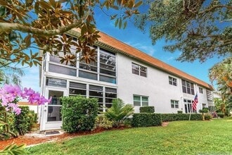 Building Photo - 2950 SE Ocean Blvd