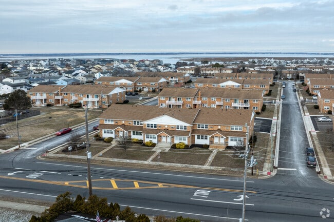 Aerial Photo - Dream Bay Condos