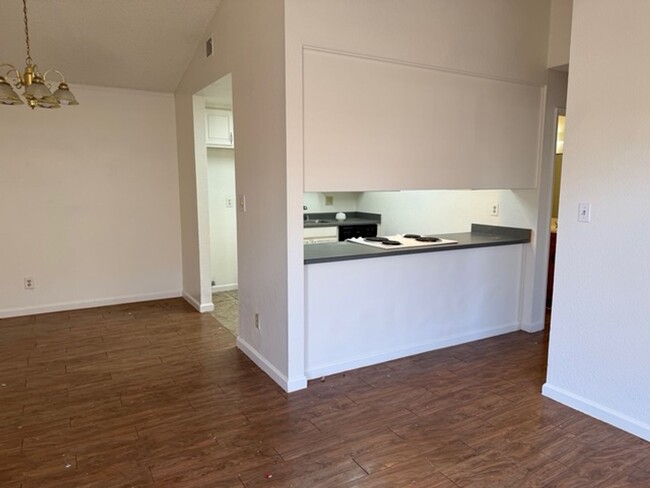 Foto del edificio - 5421-5423ro