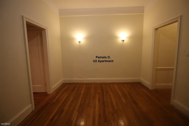Building Photo - 73 W 104th St