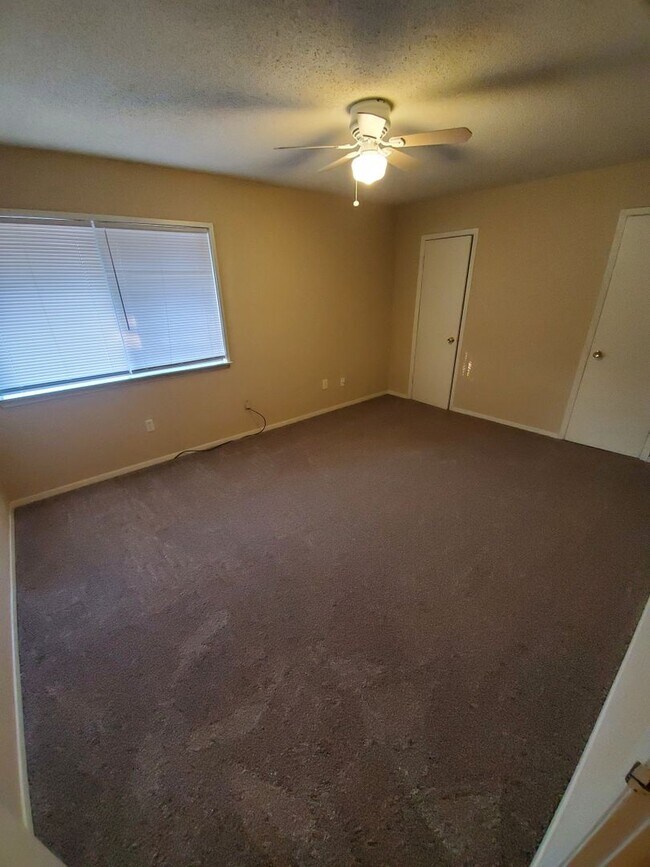 Foto del edificio - College Station -- 2 / 1.5 Townhome-Style ...