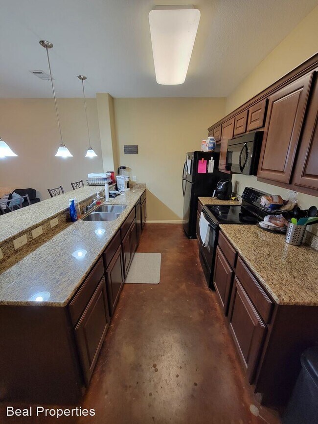 Foto del edificio - 3 br, 3 bath House - 3326 General Parkway