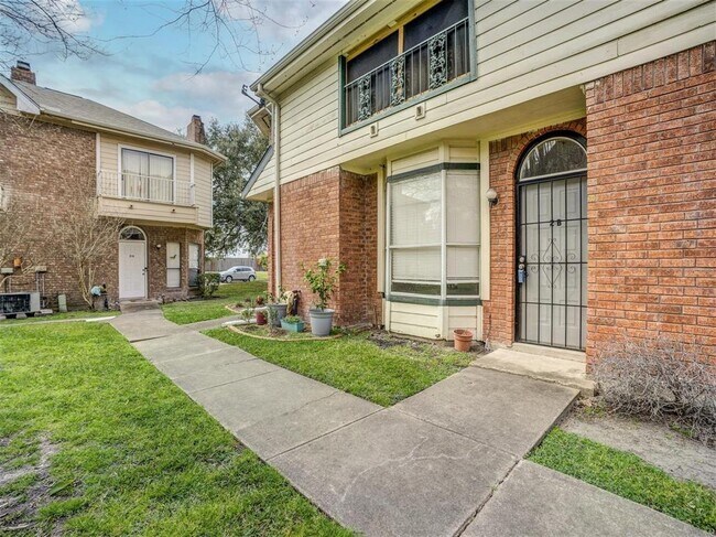 Foto del edificio - 8320 Wild Rose N St