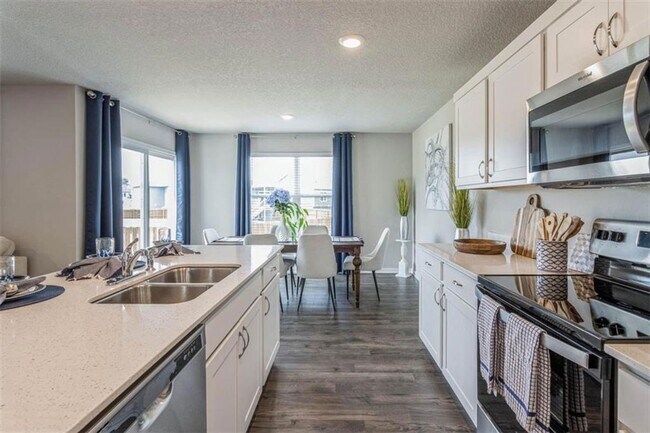Foto del edificio - 277 NW Charlestown Ln