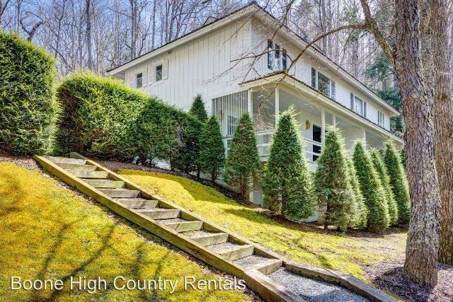 Primary Photo - 2 br, 2.5 bath House - 250 A Fir Unit 1